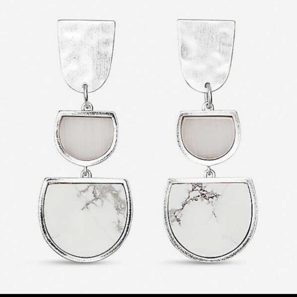 NWT Kendra Scott Silver Luna Earrings
